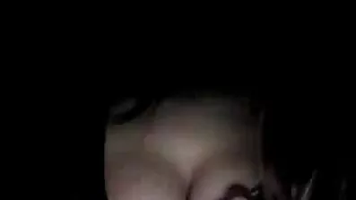 ក្មេងស្រី Busty បន្ទាប់ពីឡូឡូ