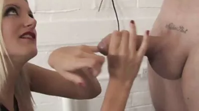 ប៍នតង់ដេវ័យក្មេងរន្ធគូថ fucked