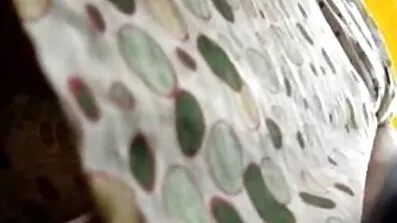 នាំសំបុត្រ fucked ក្មេងស្រីម្នាក់ដែលស្រស់ស្អាតនិងឯកោជាមួយនឹងតួលេខស្ដើងនៅក្នុងរន្ធគូថ