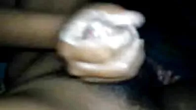 ជនជាតិស្បែកខ្មៅ fucked ស្រីសំផឹងមួយនៅសម្ដែងនិងបានបើកឡើងលើពិភពលោកនៃសិចដ៏អស្ចារ្យដល់នាង