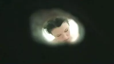 ខៀវសក់ Coded fucked ជាមួយនឹងការជ្រៀតចូលទ្វេរដង