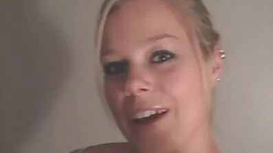 Mulatto fucked ប៍នតង់ដេញត្តិបន្ទាប់ពី CuNi